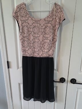 Cap-Sleeve Black and Blush Lace Dress